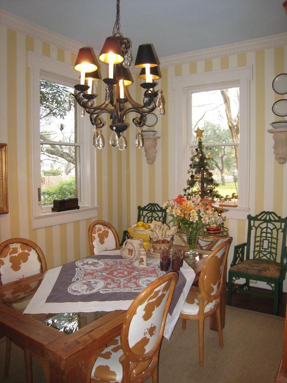 Belle Oaks Inn Gonzales Zewnętrze zdjęcie