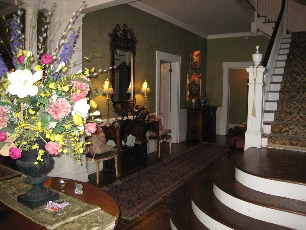 Belle Oaks Inn Gonzales Zewnętrze zdjęcie